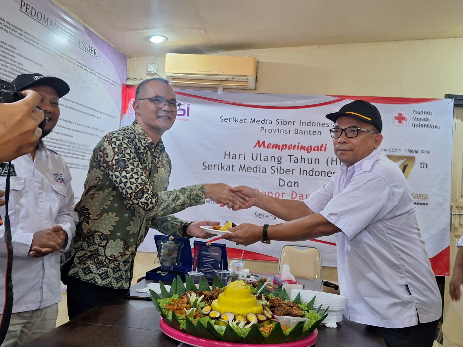 LESMAN KETUA SMSI BANTEN